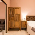 Palazzo Dei Mercanti - Dimora & 4* Ascoli Piceno
