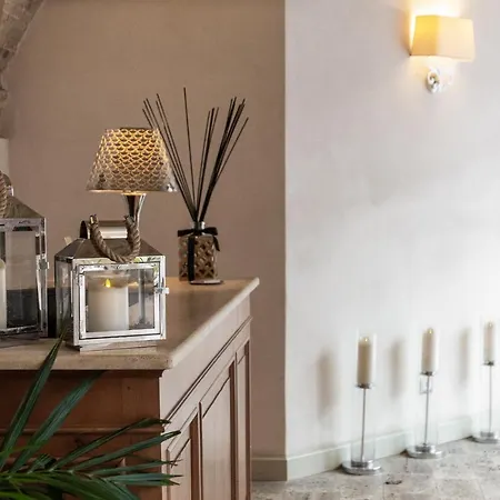 Palazzo Dei Mercanti - Dimora & Hotel 4*