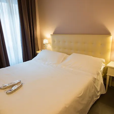 Palazzo Dei Mercanti - Dimora & 4*