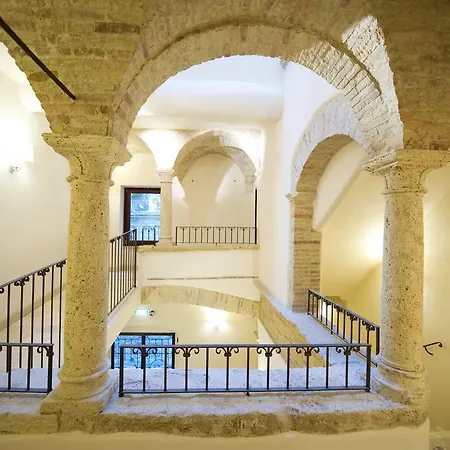 ホテル Palazzo Dei Mercanti - Dimora & アスコリ・ピチェーノ